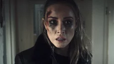 She Sees Red похожа на She Sees Red